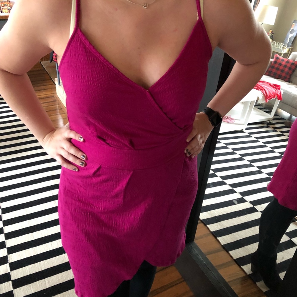 Universal Threads Dress - Picture 4 of 7